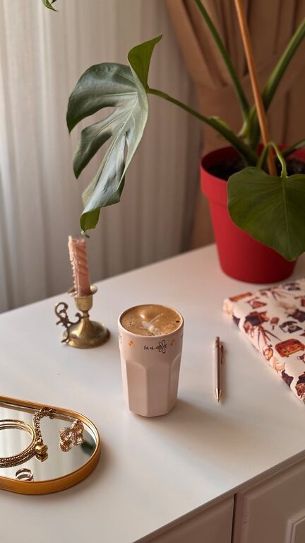 How to Create a Relaxing Home Workspace for Better Productivity